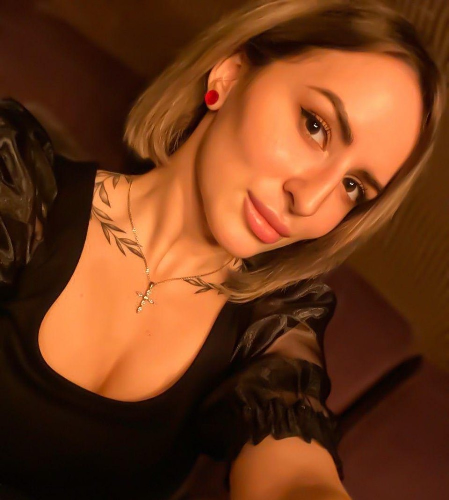 Индивидуалка Настя фото № 2 в городе Алушта