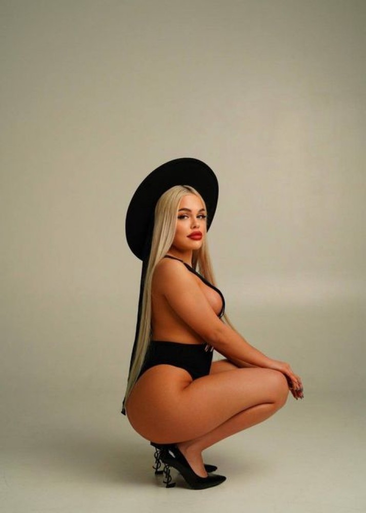 Индивидуалка Алена фото № 2 в городе Алушта