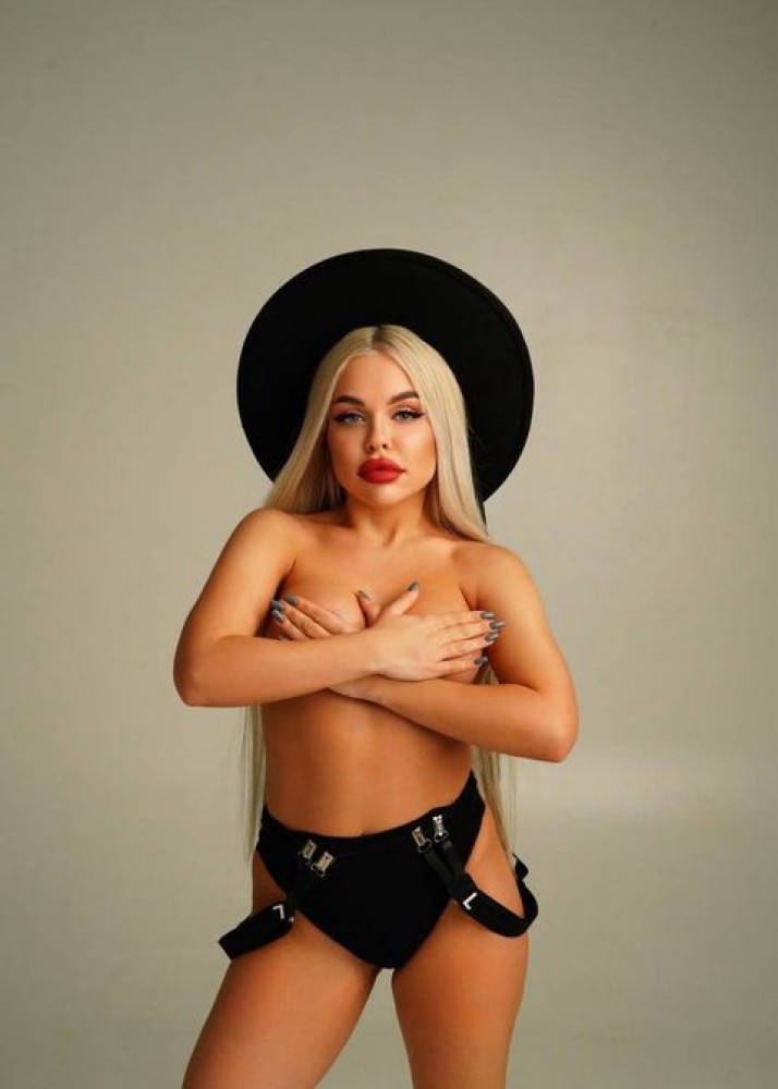 Индивидуалка Алена фото № 2 в городе Алушта