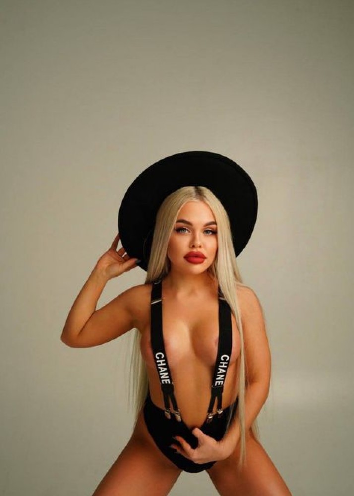 Индивидуалка Алена фото № 2 в городе Алушта