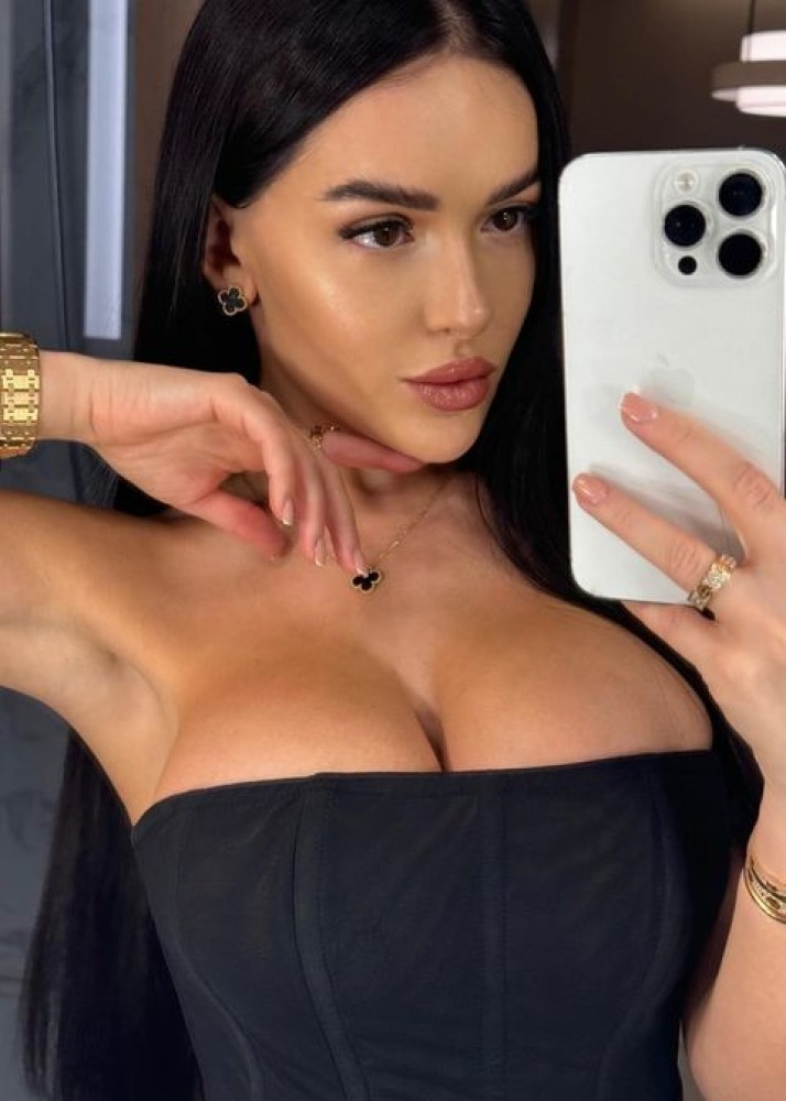 Индивидуалка Вика главное фото в городе Алушта 